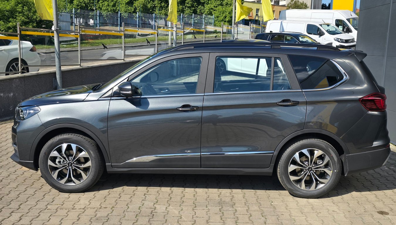 Vozidlo SWM G05 PRO