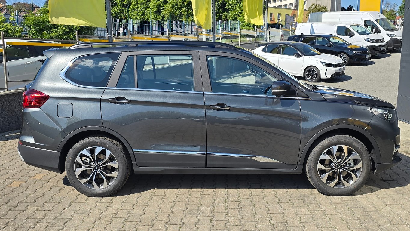 Vozidlo SWM G05 PRO